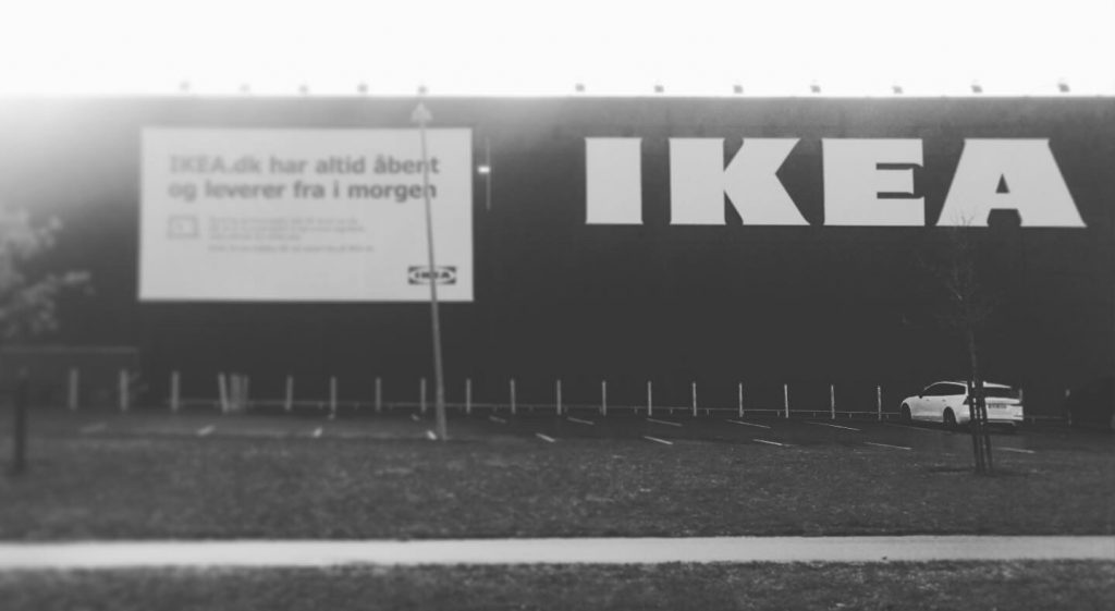 På vejen af Den Danske Pilgrimsrute møder man IKEA